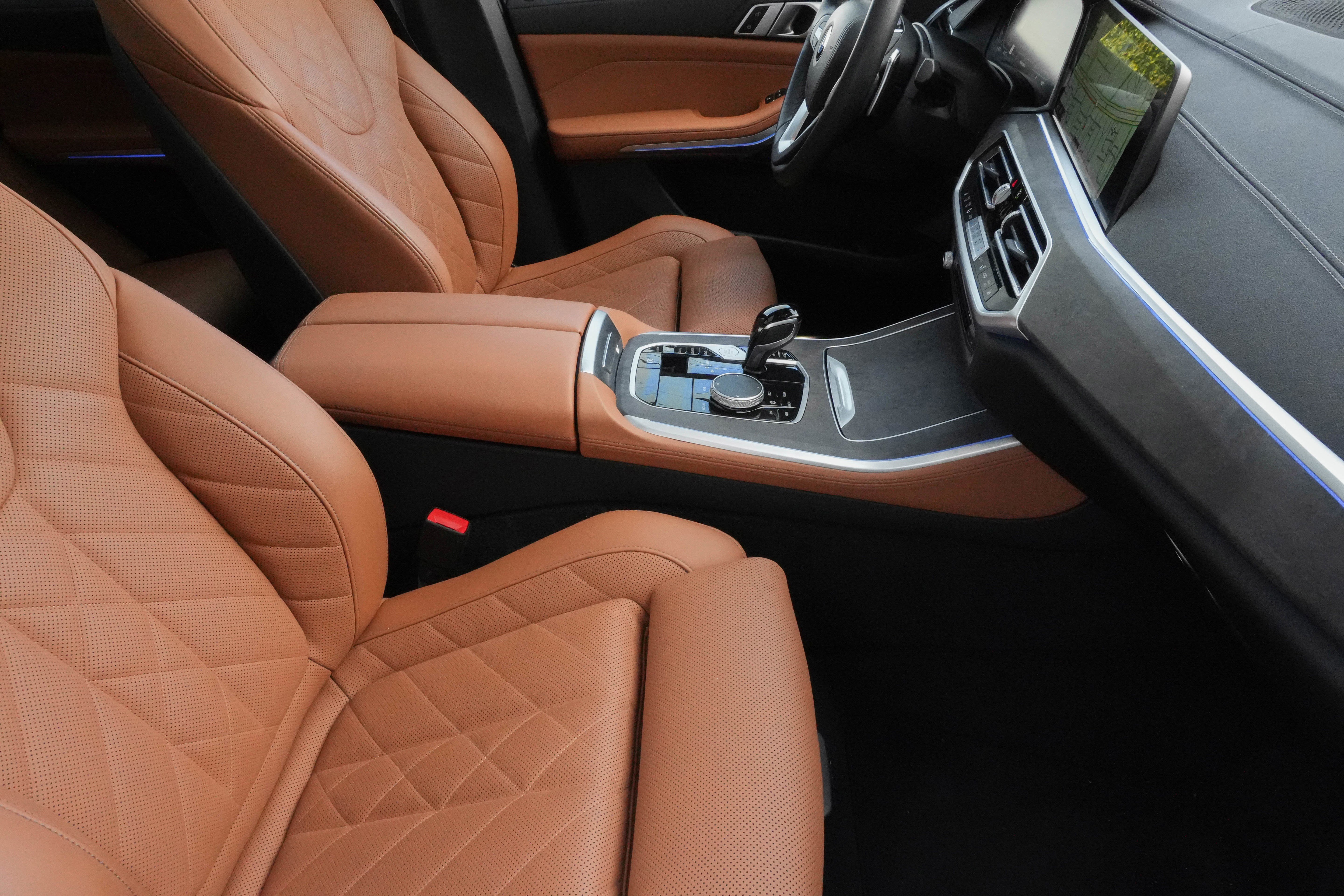 Certified 2023 BMW X5 xDrive40i w/ Premium Package image 13