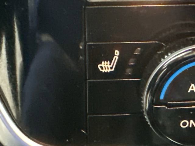 Used 2023 Nissan Rogue SL image 16