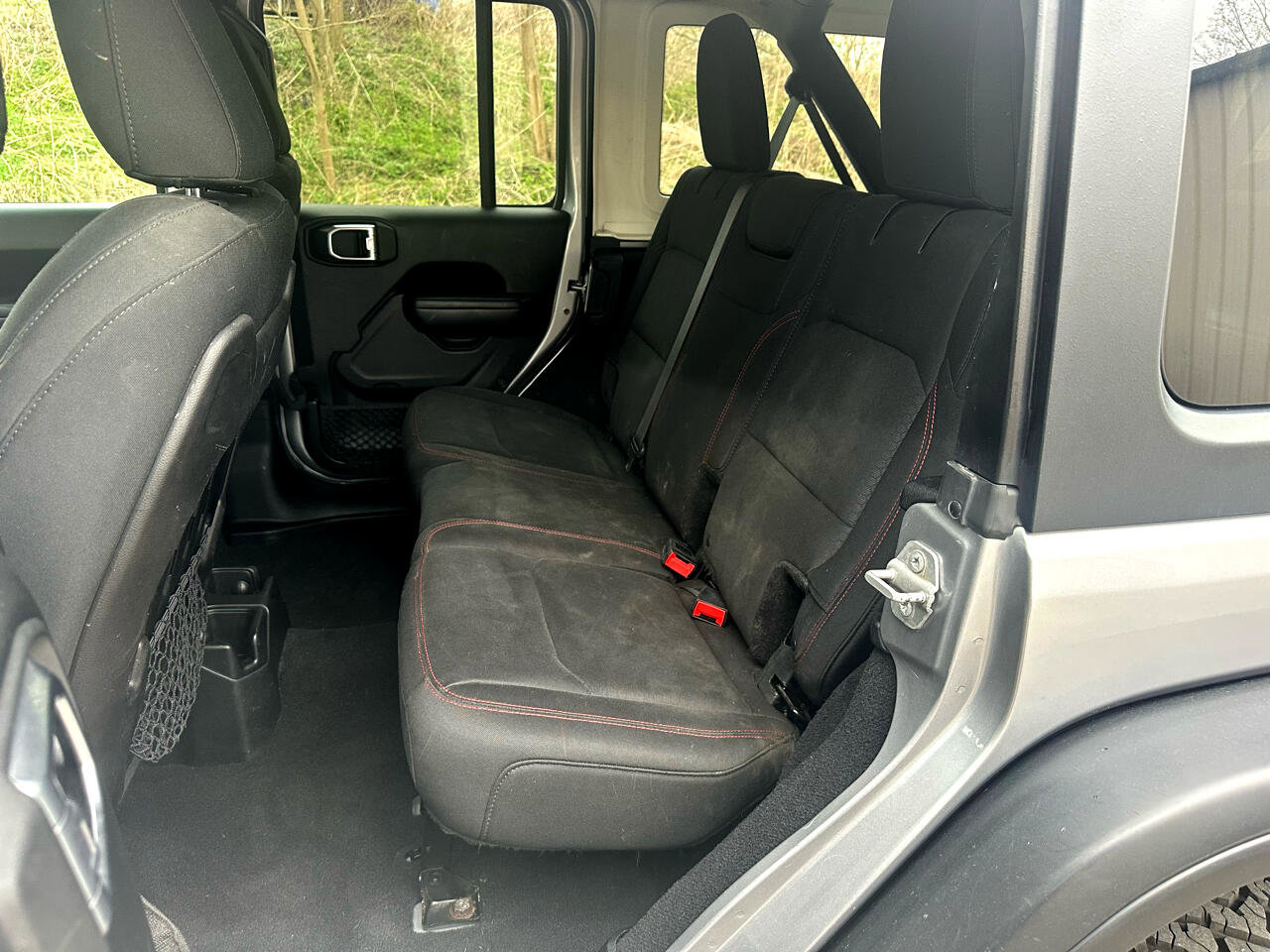 Used 2018 Jeep Wrangler Unlimited Rubicon image 13