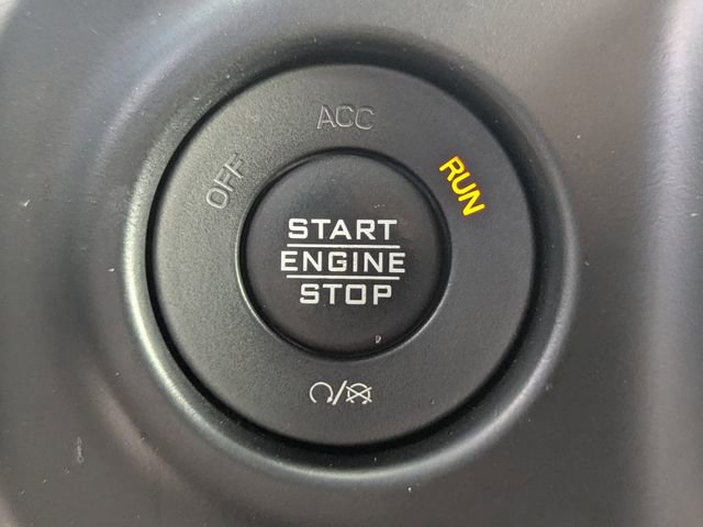 Used 2021 Jeep Gladiator Sport image 30