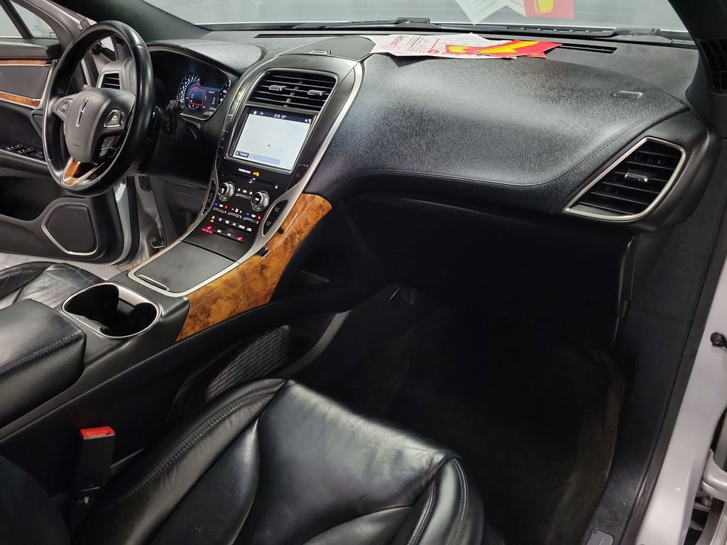 Used 2018 Lincoln MKX Select w/ Select Plus Package image 23