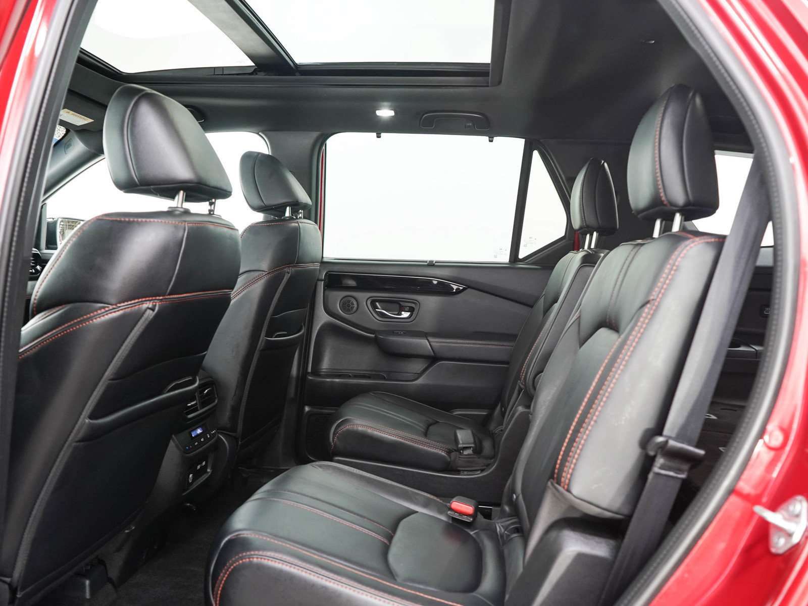 Used 2023 Honda Pilot TrailSport image 15