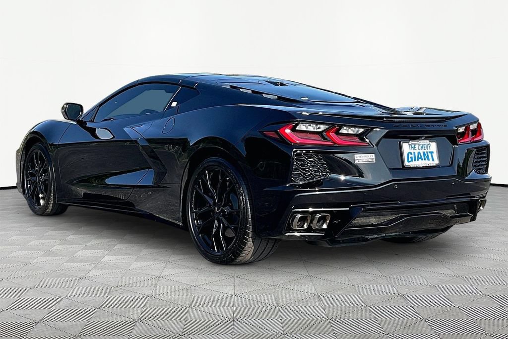 Used 2024 Chevrolet Corvette Stingray Coupe w/ 1LT RWD image 4