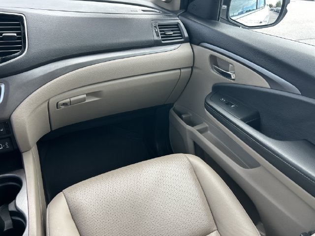 Used 2023 Honda Ridgeline RTL image 16