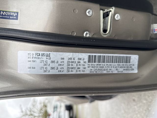 Used 2019 Jeep Cherokee Limited w/ Technology Group image 18