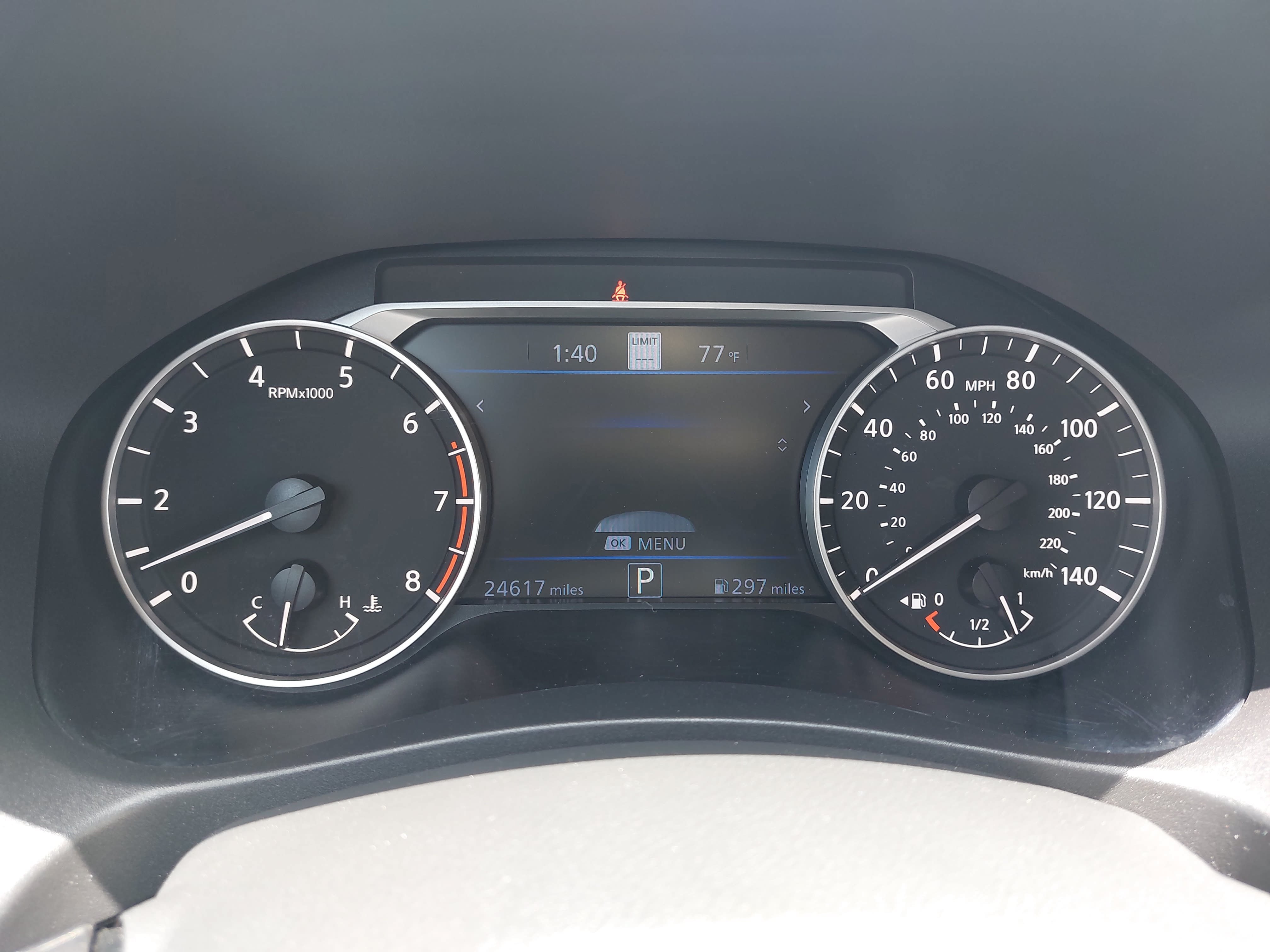 Used 2024 Nissan Altima 2.5 SV w/ SV Premium Package FWD image 19