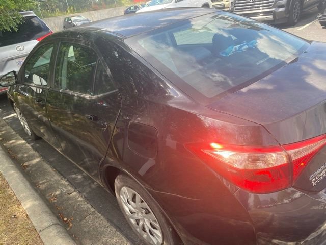Used 2018 Toyota Corolla LE FWD image 10