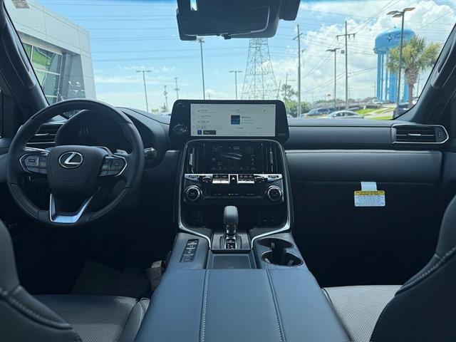 New 2026 Lexus LX 700h Luxury AWD/4WD image 14