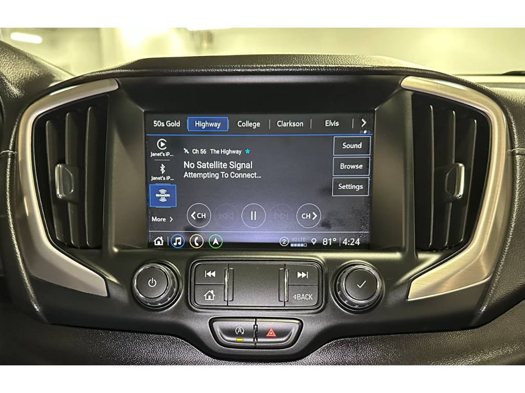 Used 2024 GMC Terrain Denali w/ Denali Premium Package AWD/4WD image 31