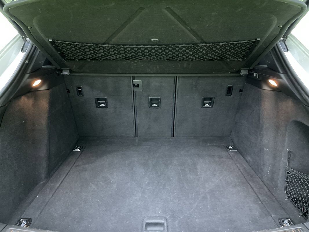 Used 2015 Porsche Macan S w/ Premium Package Plus image 29