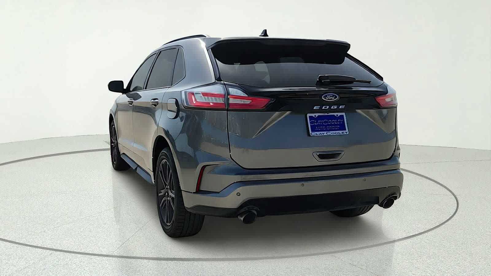 Used 2021 Ford Edge ST-Line FWD image 6