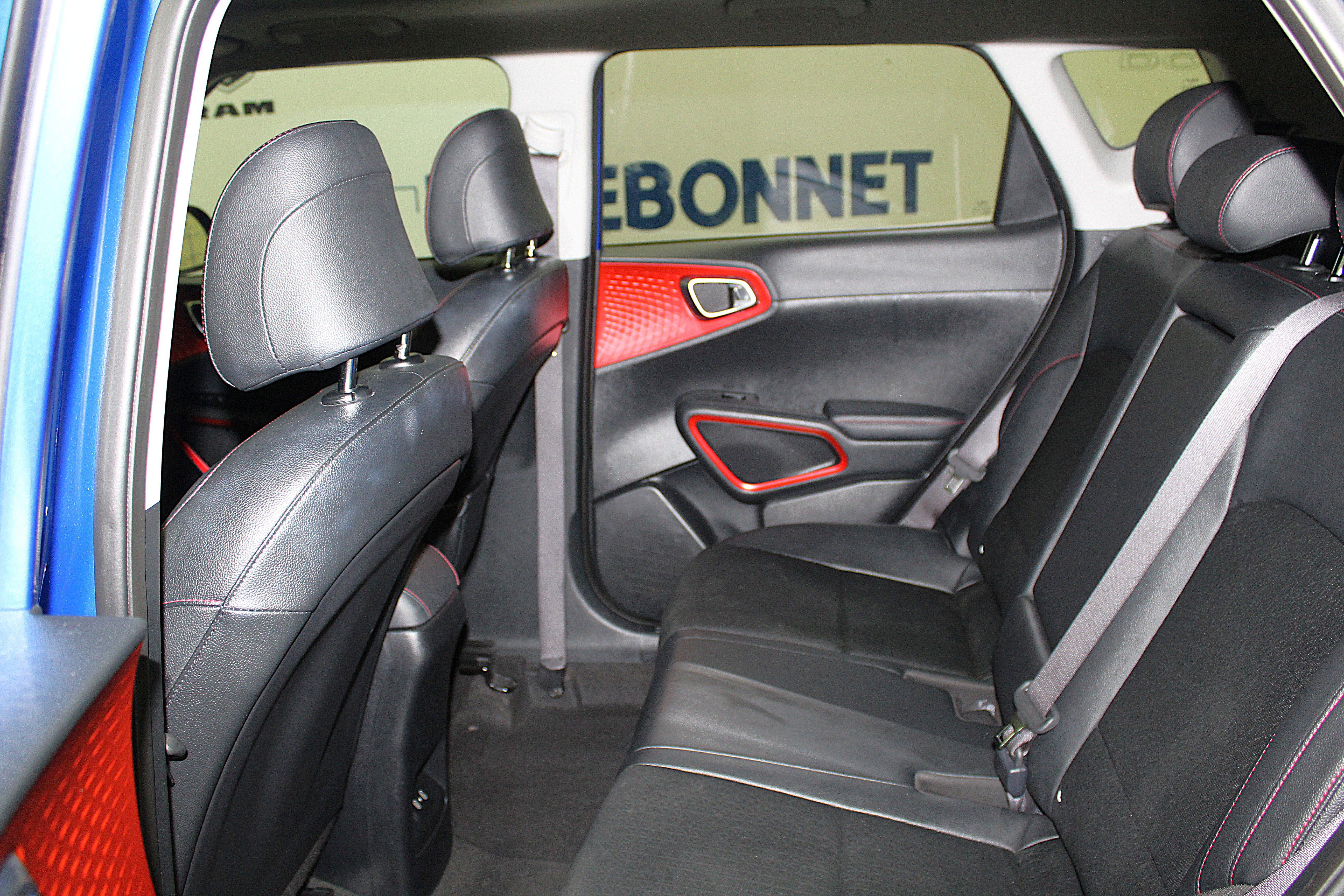 Used 2023 Kia Soul GT-Line w/ GT-Line Technology Package image 11