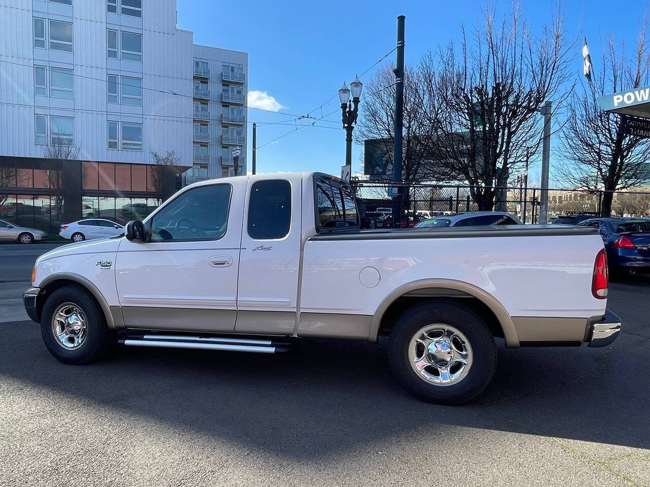 Used 2003 Ford F150 Lariat RWD image 12