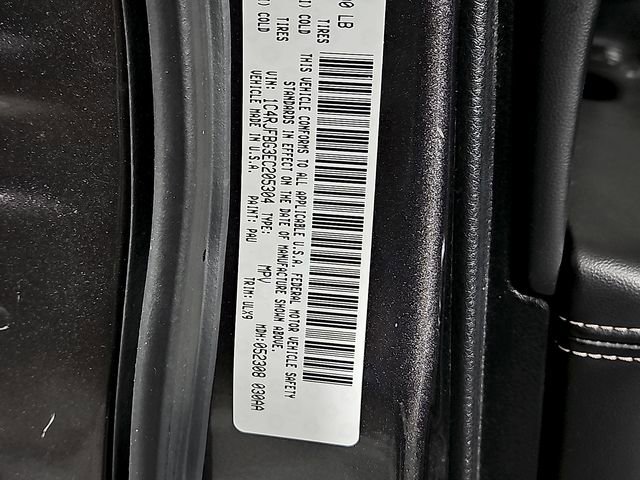 Used 2014 Jeep Grand Cherokee Limited w/ Trailer Tow Group IV image 28