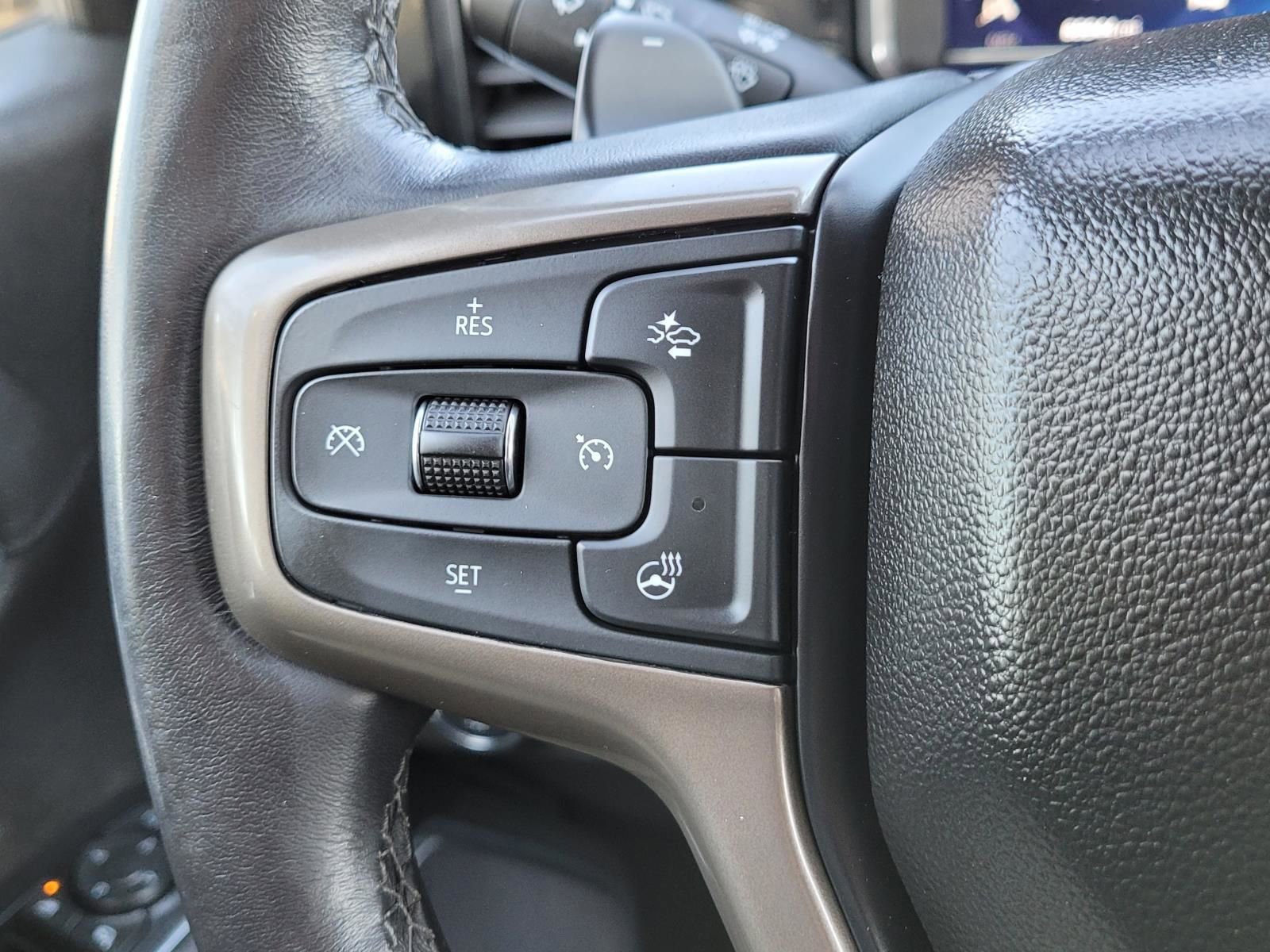 Used 2023 Chevrolet Silverado 1500 High Country w/ High Country Premium Package image 32