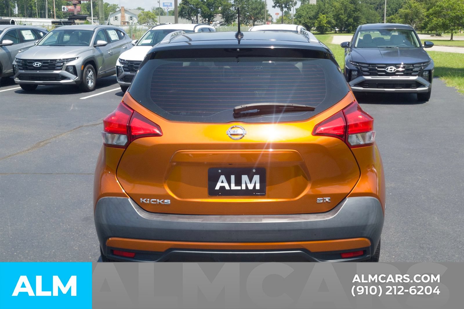 Used 2019 Nissan Kicks S FWD image 6