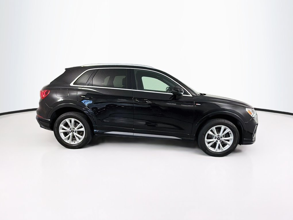 Used 2023 Audi Q3 2.0T Premium AWD/4WD image 11