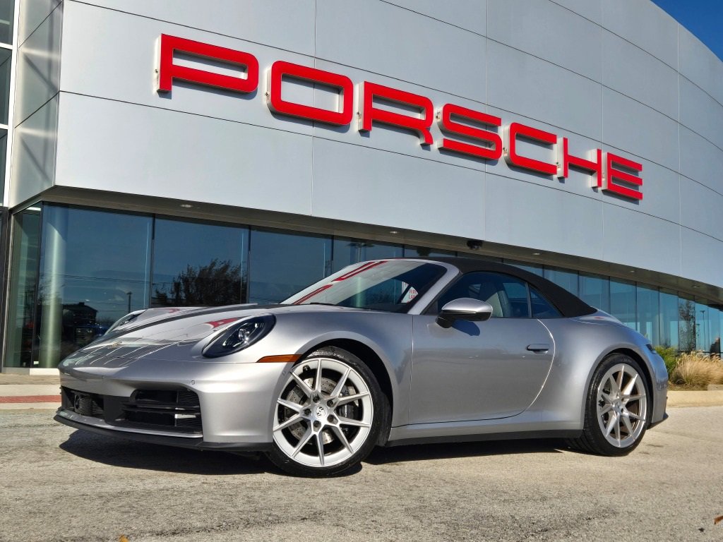 Used 2025 Porsche 911 Carrera image 1