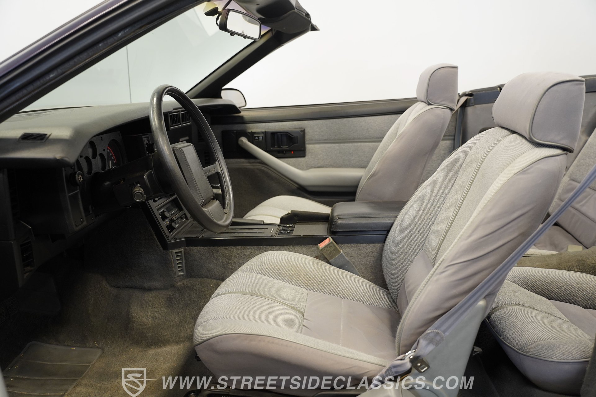 Used 1989 Chevrolet Camaro RS RWD image 3