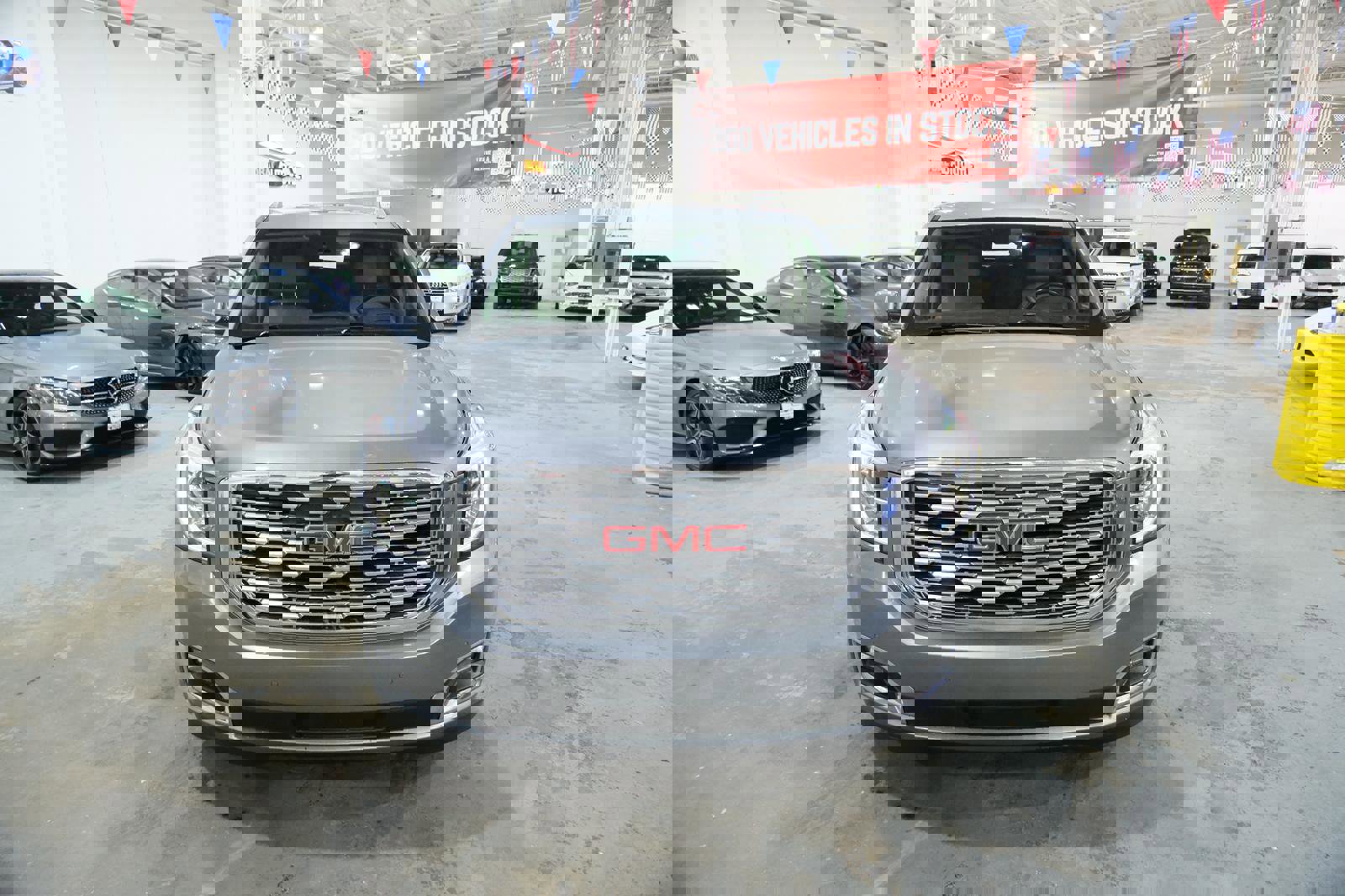 Used 2019 GMC Yukon XL Denali w/ Denali Ultimate Package image 3