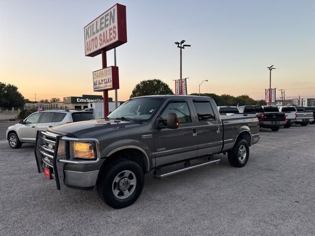 Used 2005 Ford F250 Lariat image 2