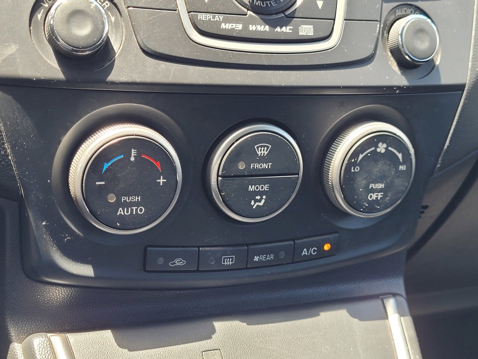 Used 2015 MAZDA MAZDA5 Touring FWD image 15