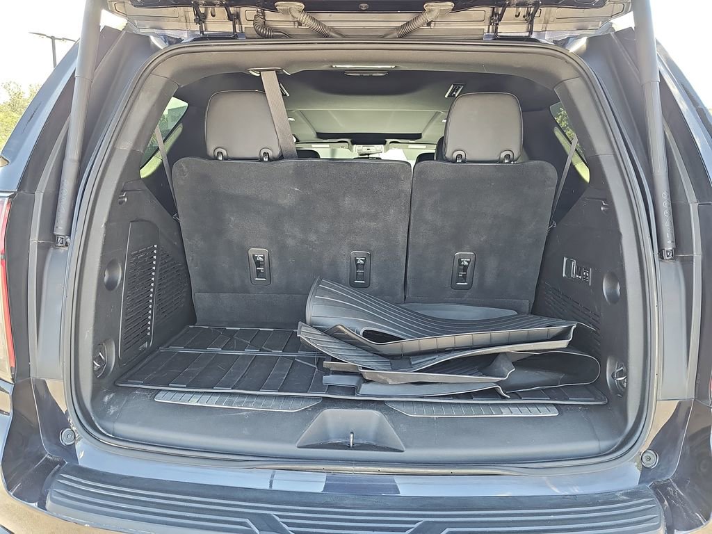 Used 2023 Chevrolet Tahoe RST w/ Luxury Package image 16
