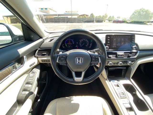 Used 2021 Honda Accord Touring image 17