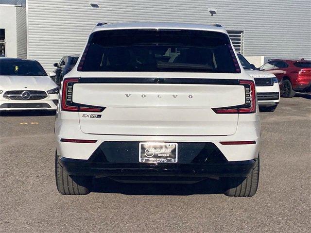 New 2025 Volvo EX90 Plus w/ Protection Package Premier image 8