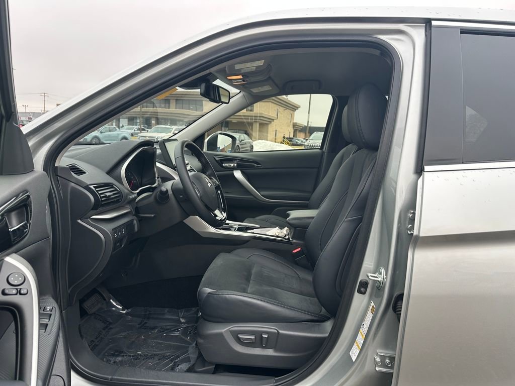 Used 2025 Mitsubishi Eclipse Cross SE image 21