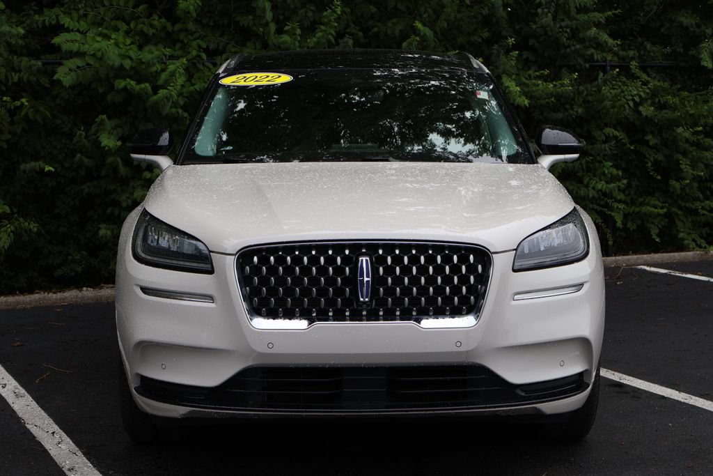 Used 2022 Lincoln Corsair Grand Touring AWD/4WD image 2