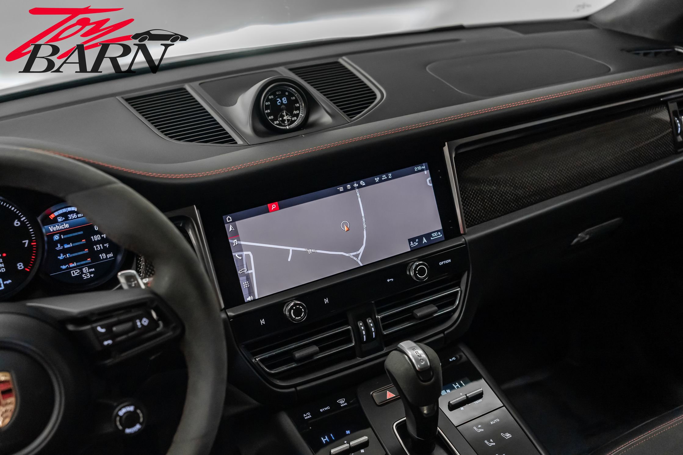 Used 2023 Porsche Macan GTS w/ GTS Sport Package image 40