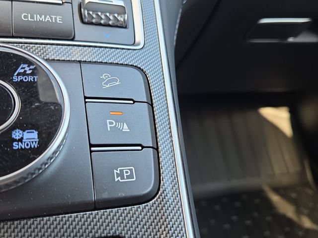 Certified 2023 Hyundai Santa Fe Limited AWD/4WD image 17