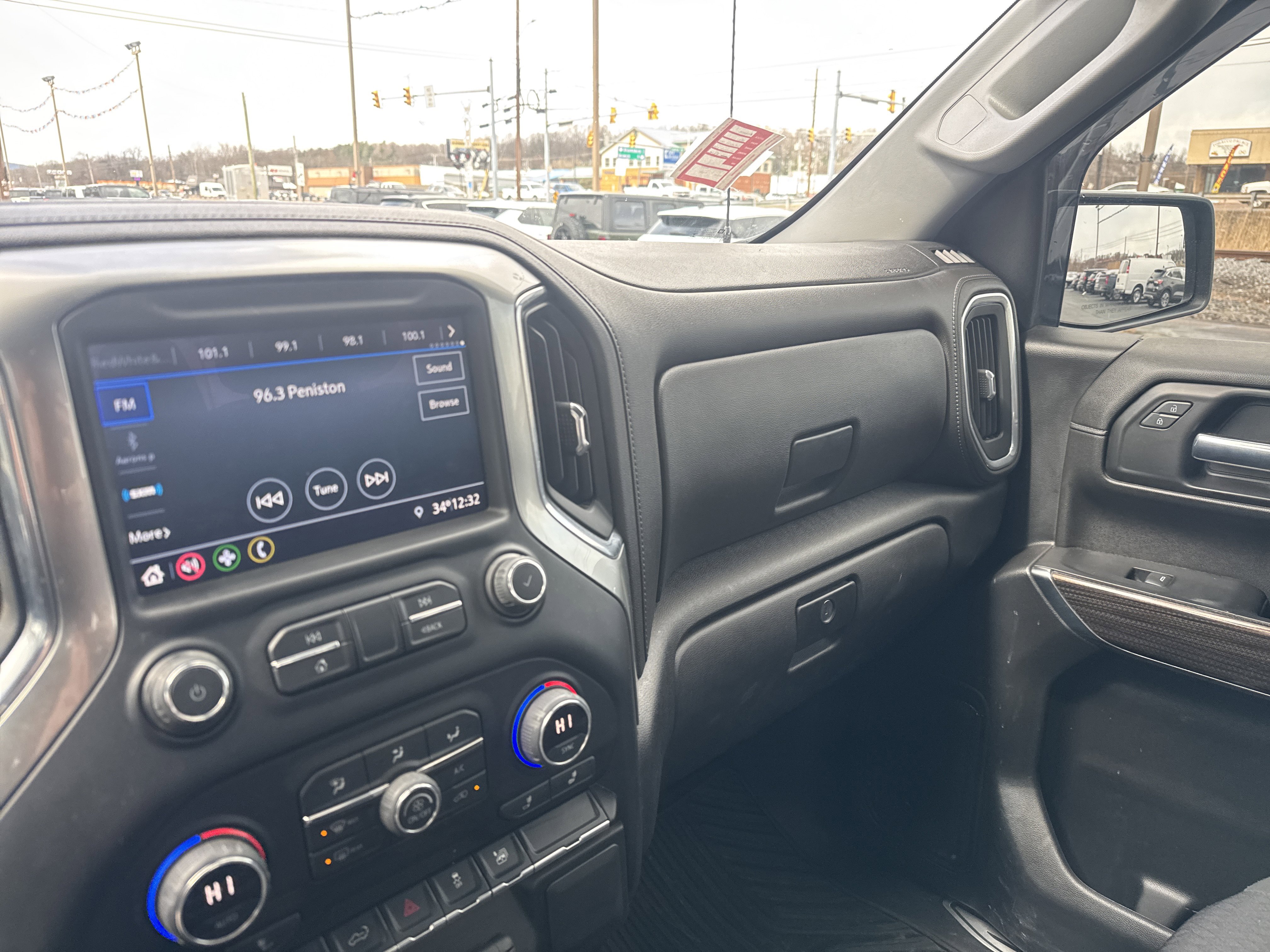 Used 2022 Chevrolet Silverado 1500 LT w/ Bed Protection Package image 22