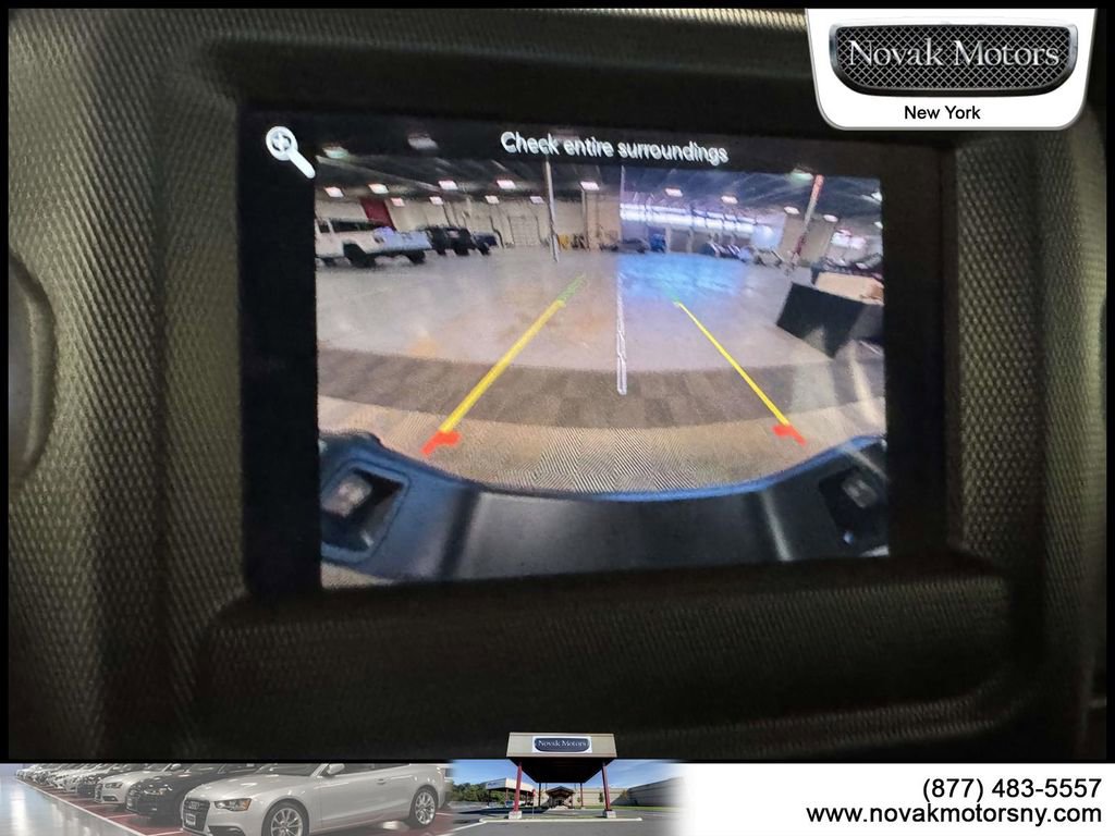 Used 2021 Jeep Gladiator Willys image 20