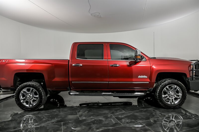 Used 2018 Chevrolet Silverado 2500 High Country w/ Duramax Plus Package AWD/4WD image 9