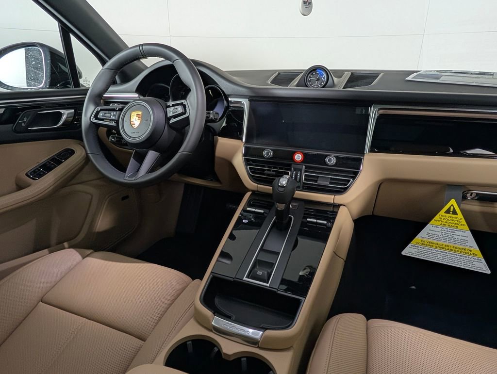 New 2026 Porsche Macan image 22