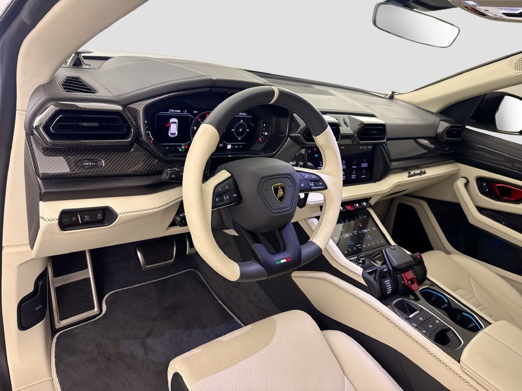 Used 2025 Lamborghini Urus S AWD/4WD image 9