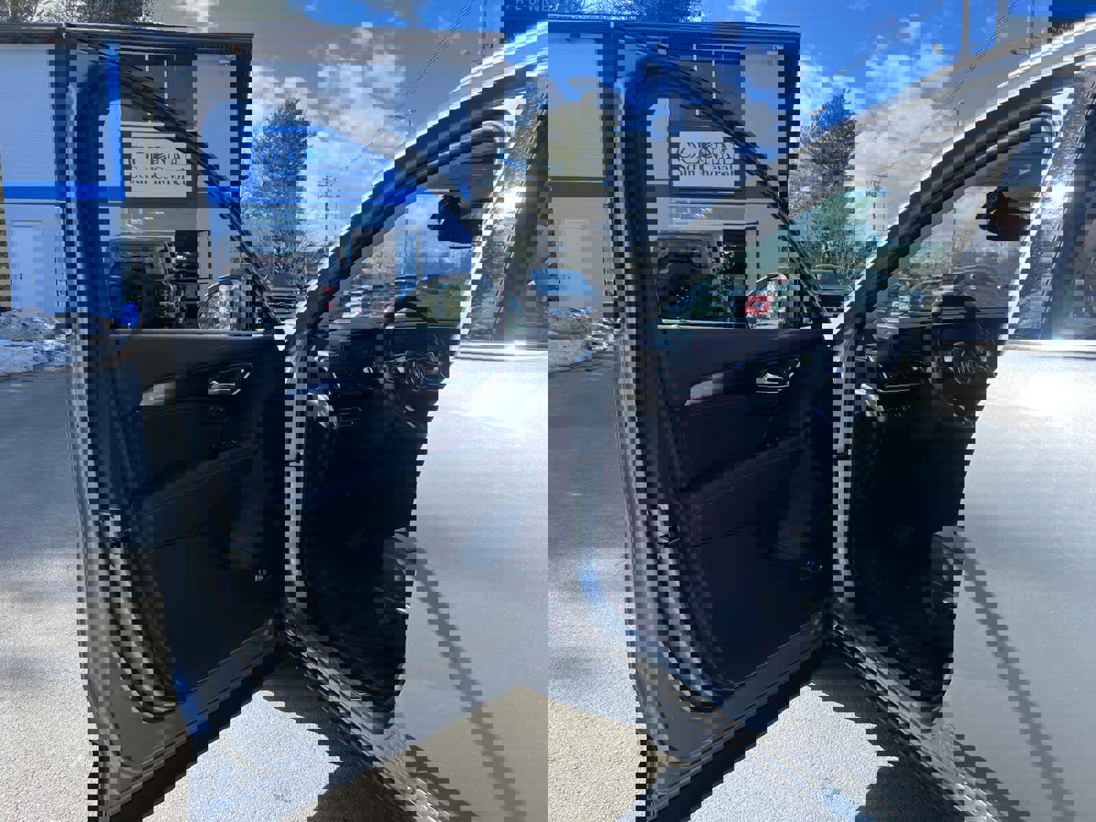 Certified 2025 Buick Envision Preferred image 15