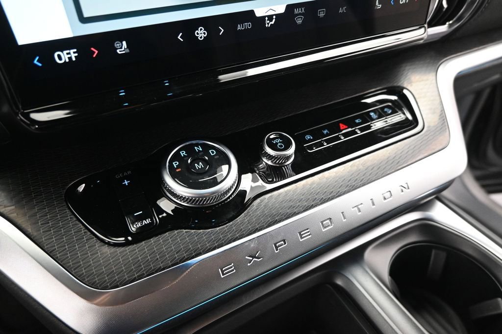 New 2026 Ford Expedition Max Platinum AWD/4WD image 16