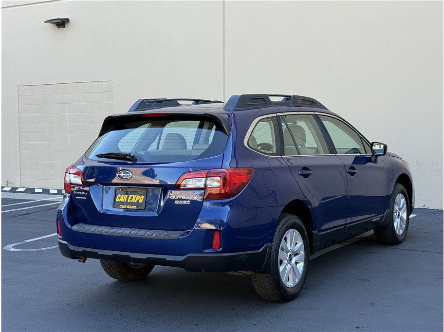 Used 2017 Subaru Outback 2.5i AWD/4WD image 6