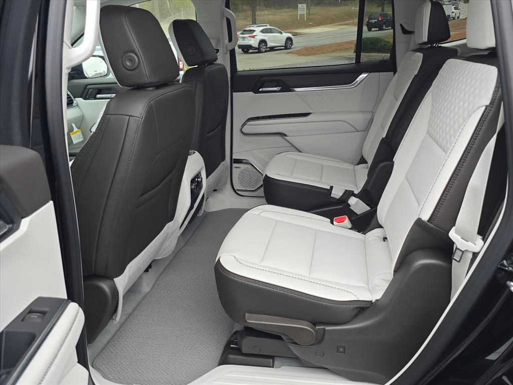 New 2026 GMC Acadia Denali w/ Super Cruise Package image 5