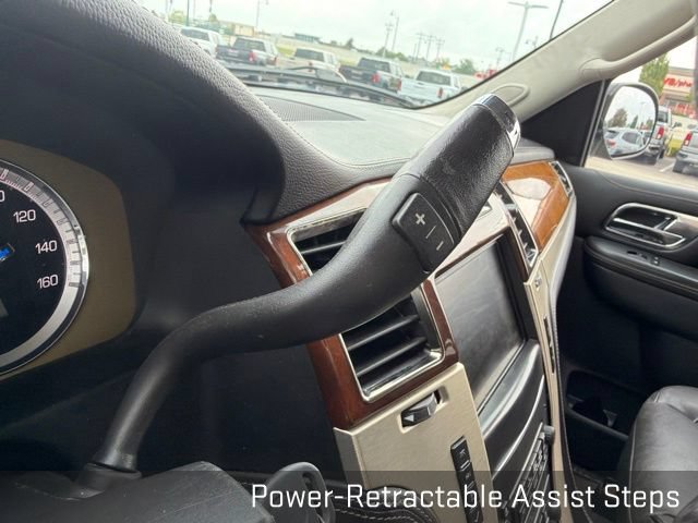 Used 2012 Cadillac Escalade Platinum AWD/4WD image 37