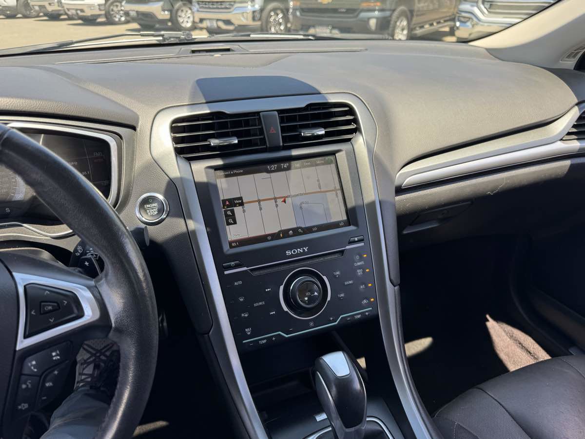 Used 2014 Ford Fusion Titanium FWD image 26