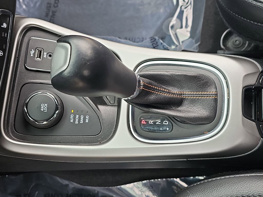 Used 2018 Jeep Compass Latitude w/ Cold Weather Group image 25