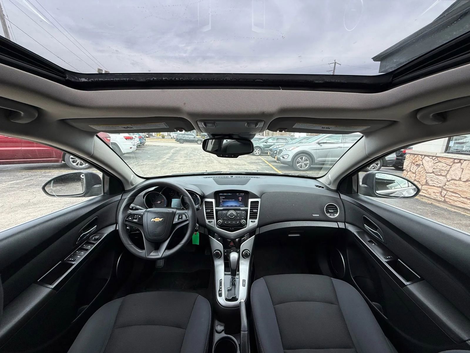 Used 2016 Chevrolet Cruze LT w/ Sun And Sound Package FWD image 23