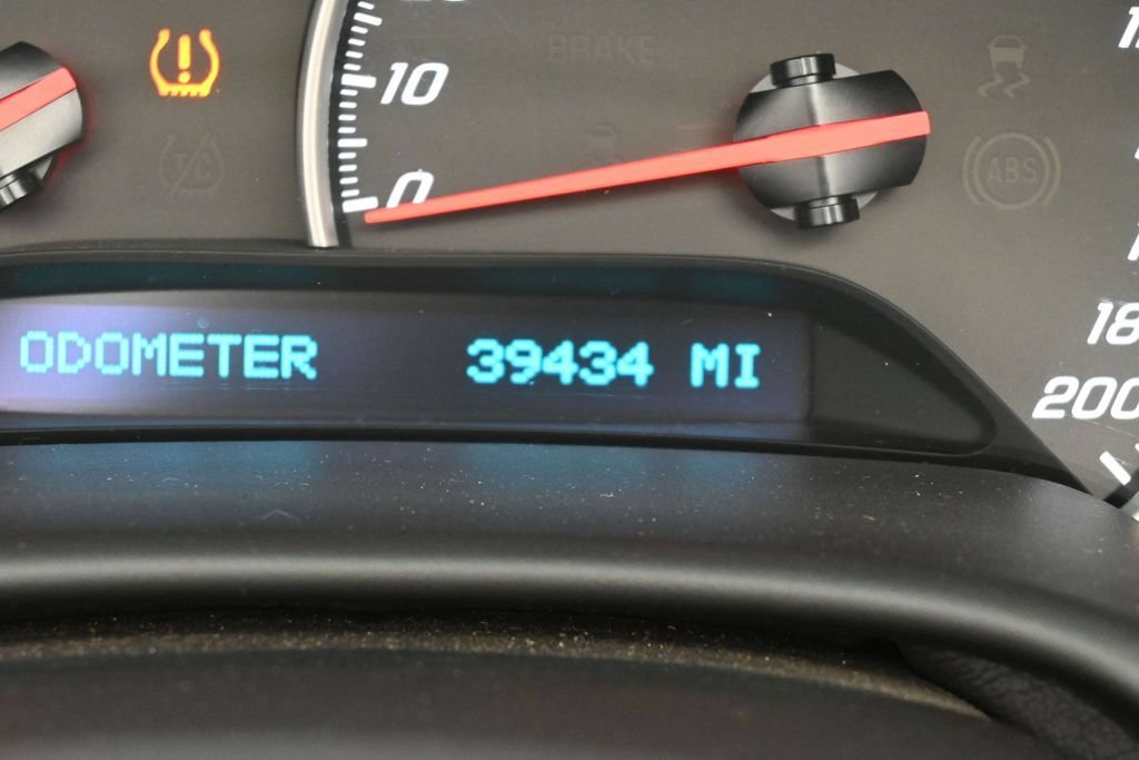 Used 2013 Chevrolet Corvette Grand Sport w/ 2LT Preferred Equipment Group RWD image 13