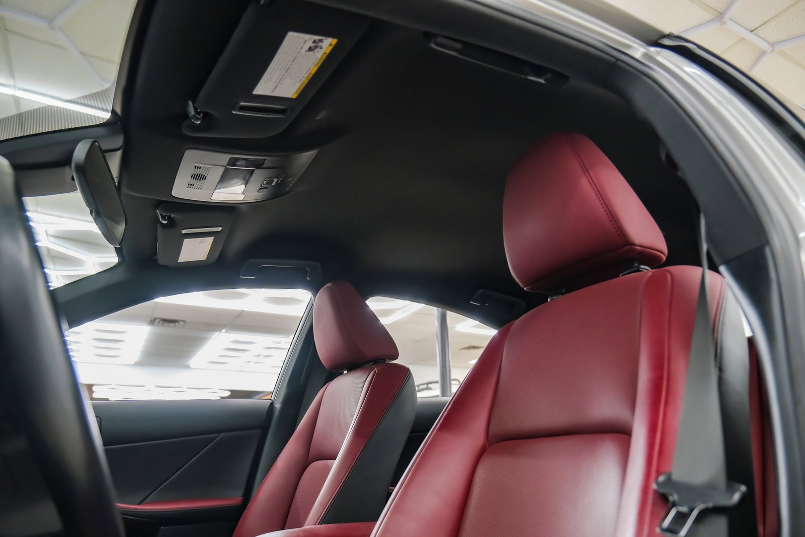 Used 2022 Lexus IS 300 image 38