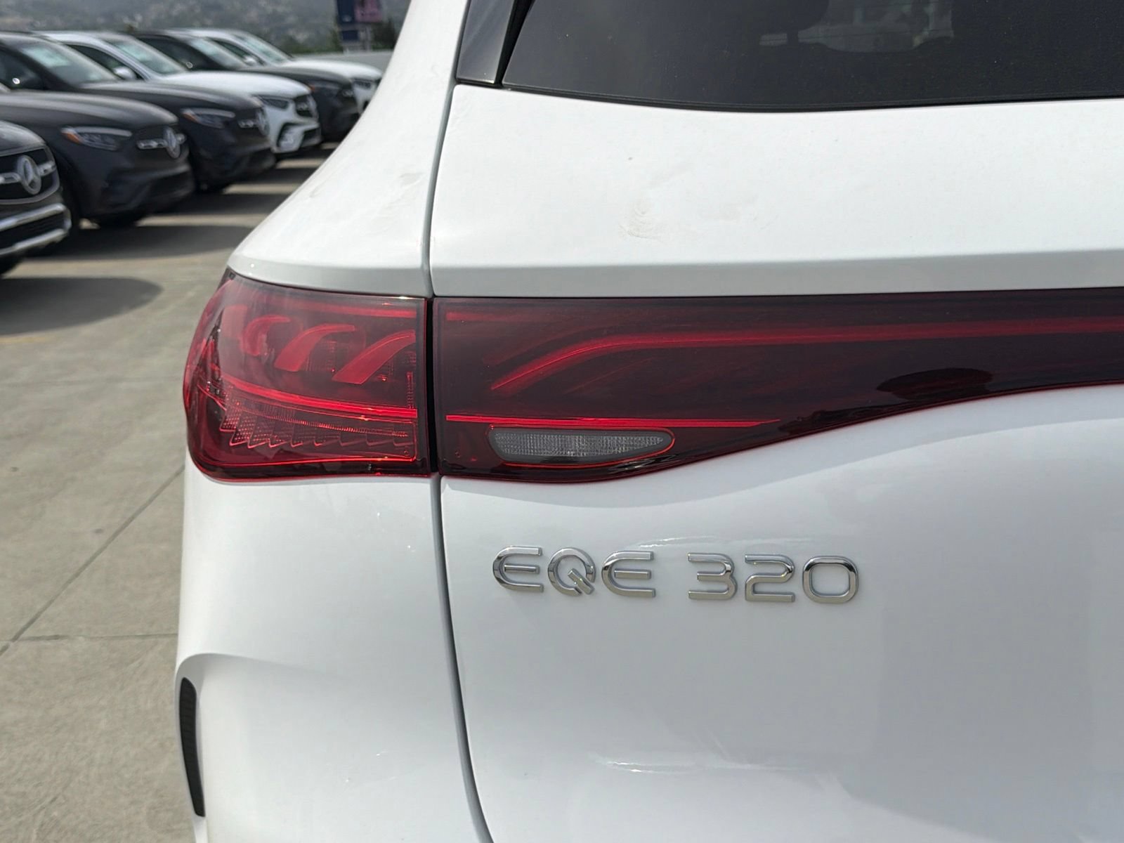 New 2027 Mercedes-Benz EQE 320 4MATIC SUV image 11