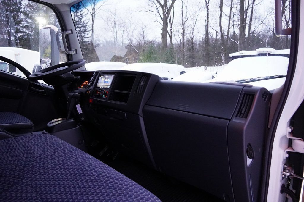 New 2025 Chevrolet Low Cab Forward 5500XG RWD image 18